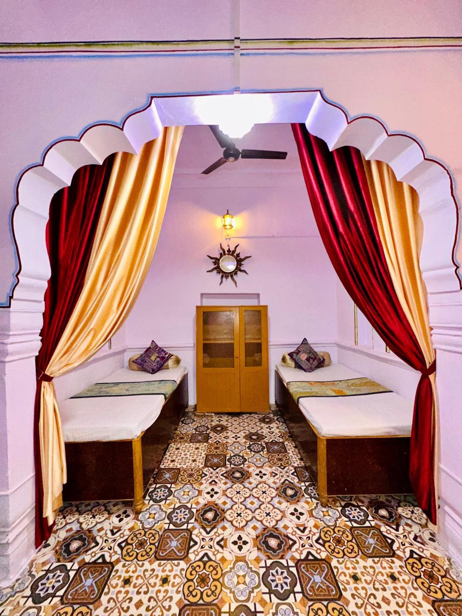 Hotel Kota Kunj Heritage Пушкар Экстерьер фото